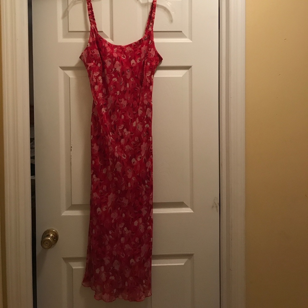 Elegant Red Floral Maxi Dress